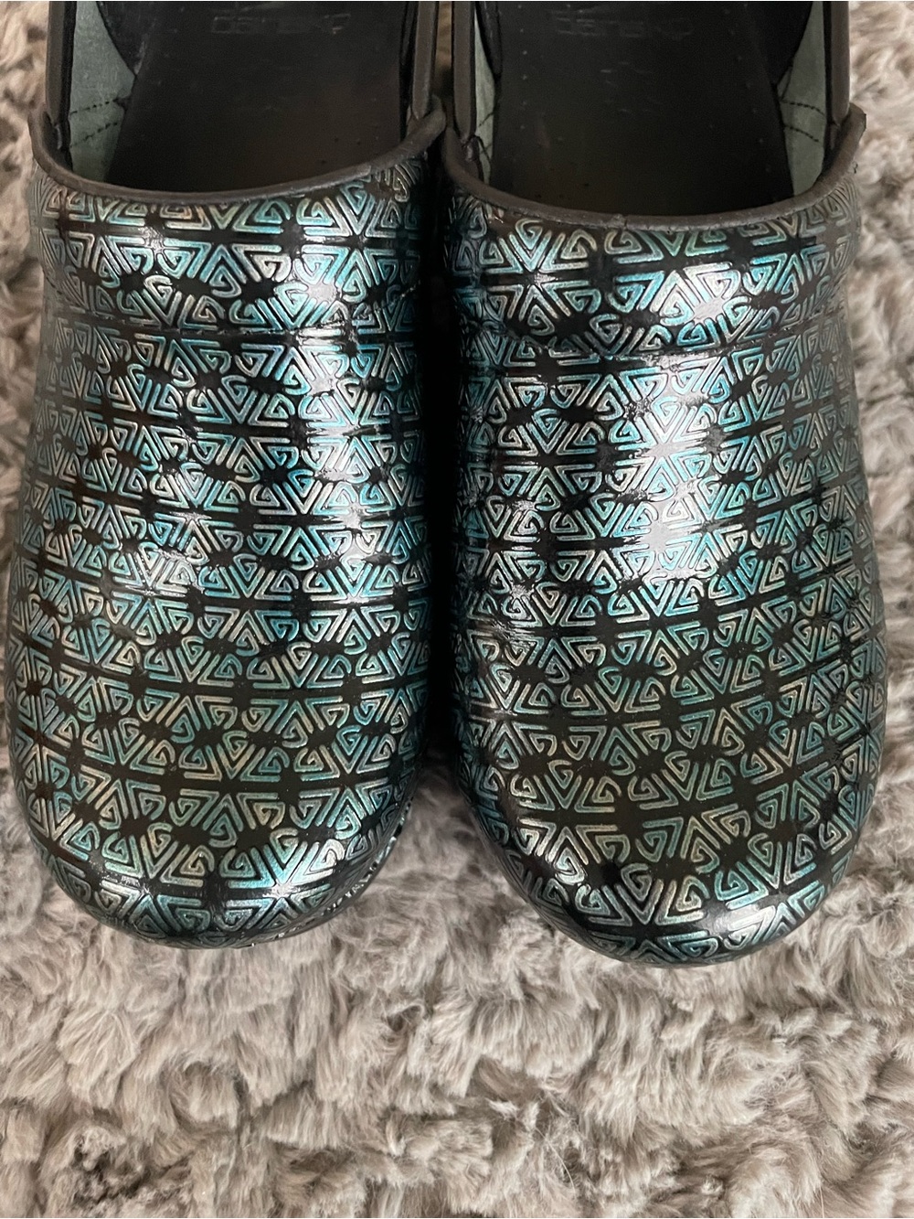 Dansko clog shoes size 38, aqua/silver